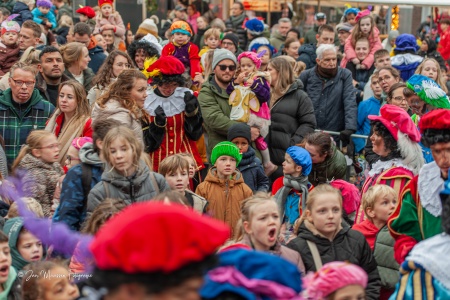 2024-11-16 Intocht Sint 352